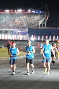 BIB: 42597
                            <button type="button" onclick="openModal(19602105)" class="btn btn-primary btn-sm float-right btn-popup" data-toggle="modal" data-target=".modal-high-quality">
                        <i class="fas fa-shopping-cart"></i> Add to Cart
                    </button>
                                            <button type="button" onclick="isThisMe(19602105, true)" class="btn btn-success btn-sm float-right btn-popup btn-isme hidden" data-toggle="tooltip" data-placement="bottom" title="นี่คือรูปของคุณใช่ไหม คลิกที่นี่เพื่อเอาเข้าอัลบั้ม">
                        <i class="fas fa-plus"></i> Add to album
                    </button>
                    <button type="button" onclick="isThisMe(19602105, false)" class="btn btn-warning btn-sm float-right btn-popup btn-isnotme hidden">
                        <i class="fas fa-ban"></i> Remove from album
                    </button>